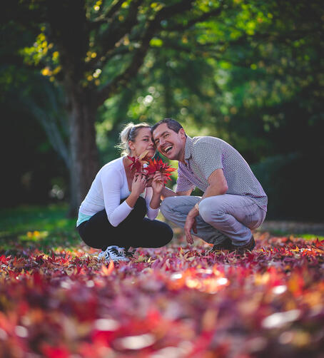 sesja narzeczeńska jesienią